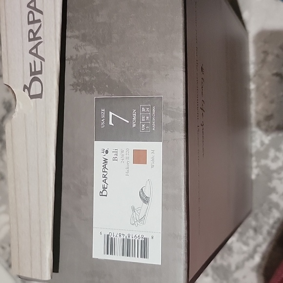 NWT BEARPAW Women's Bali Flat Sandals size 7 - Picture 8 of 8